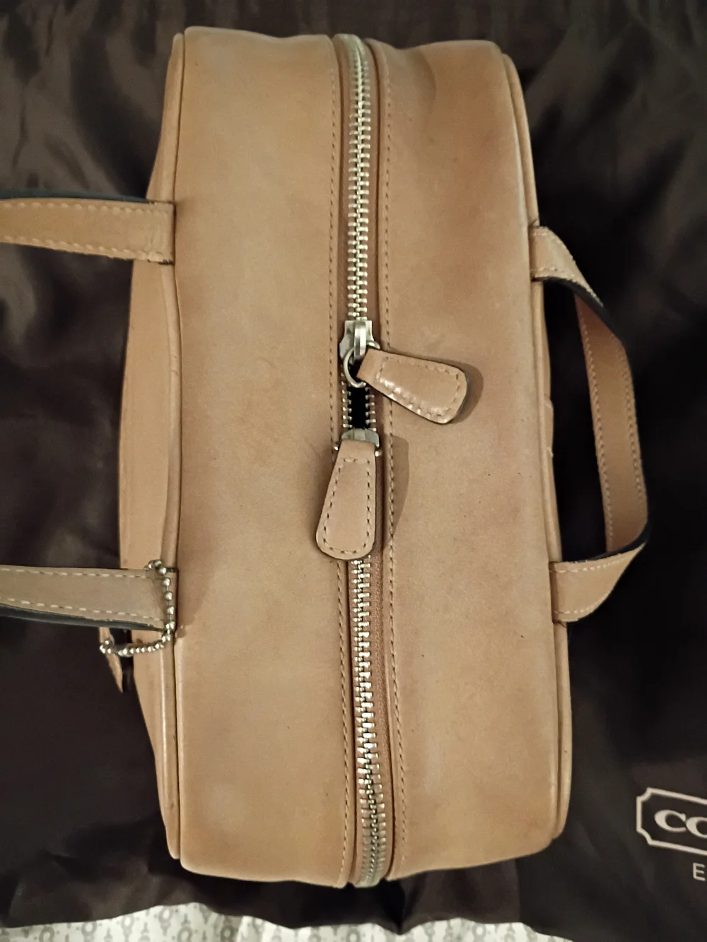 COACH Leather Cosmetic Case/Bag in Camel